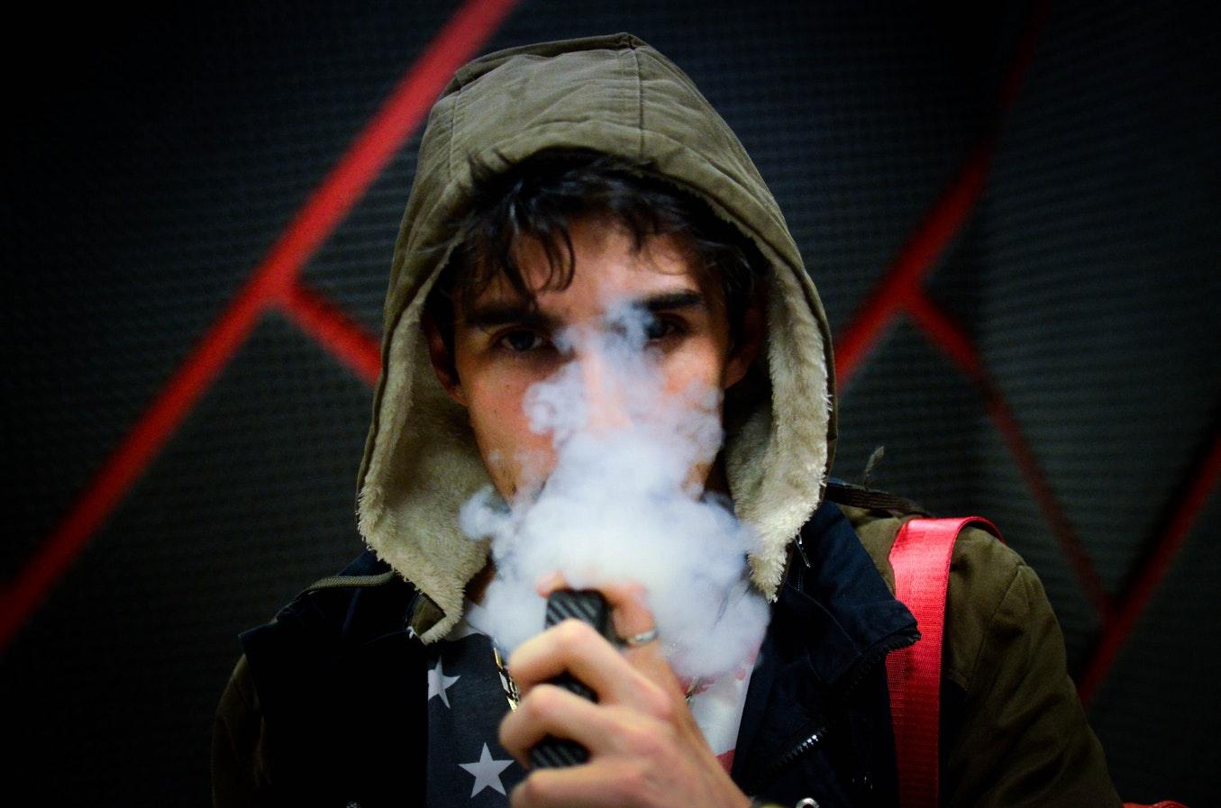 A vaper’s guide to quitting smoking - The Vape Escape